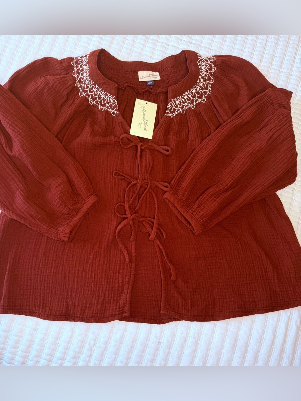 Universal Thread Burgundy Tie-Front Peasant Blouse - Picture 4 of 4